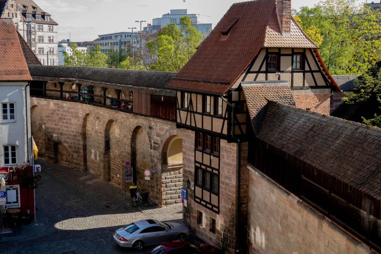 Апартаменты Am Spittlerturm Нюрнберг Экстерьер фото